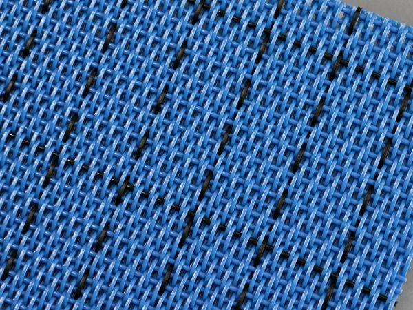 A black and blue polyester filter belt with a single warp-ring seam