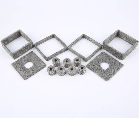 Compressed knitted wire mesh gaskets in different types
