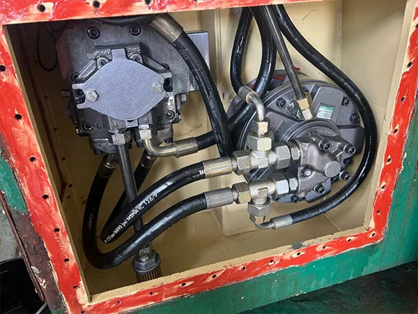 Hydraulic oil filtration applied in marine hydraulic systems