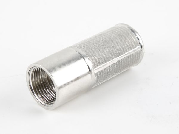 A sintered mesh candle filter with an internal thread connector