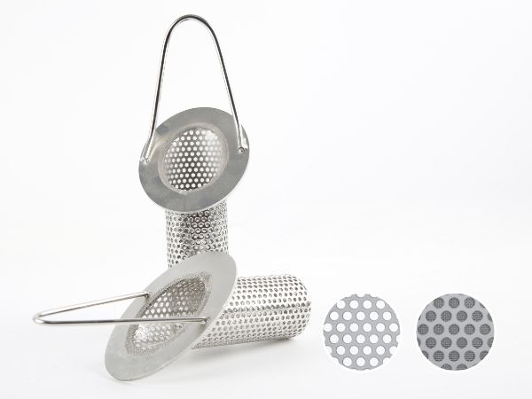 2 slanted basket filters and mesh details are displayed.